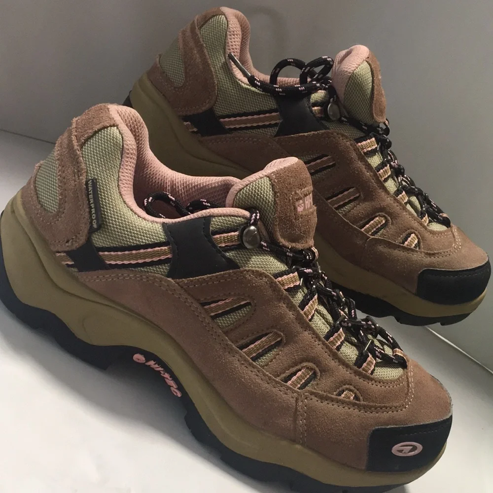 - Hi-Tec womens hiker waterproof tan/pink suede size 7 1/2
